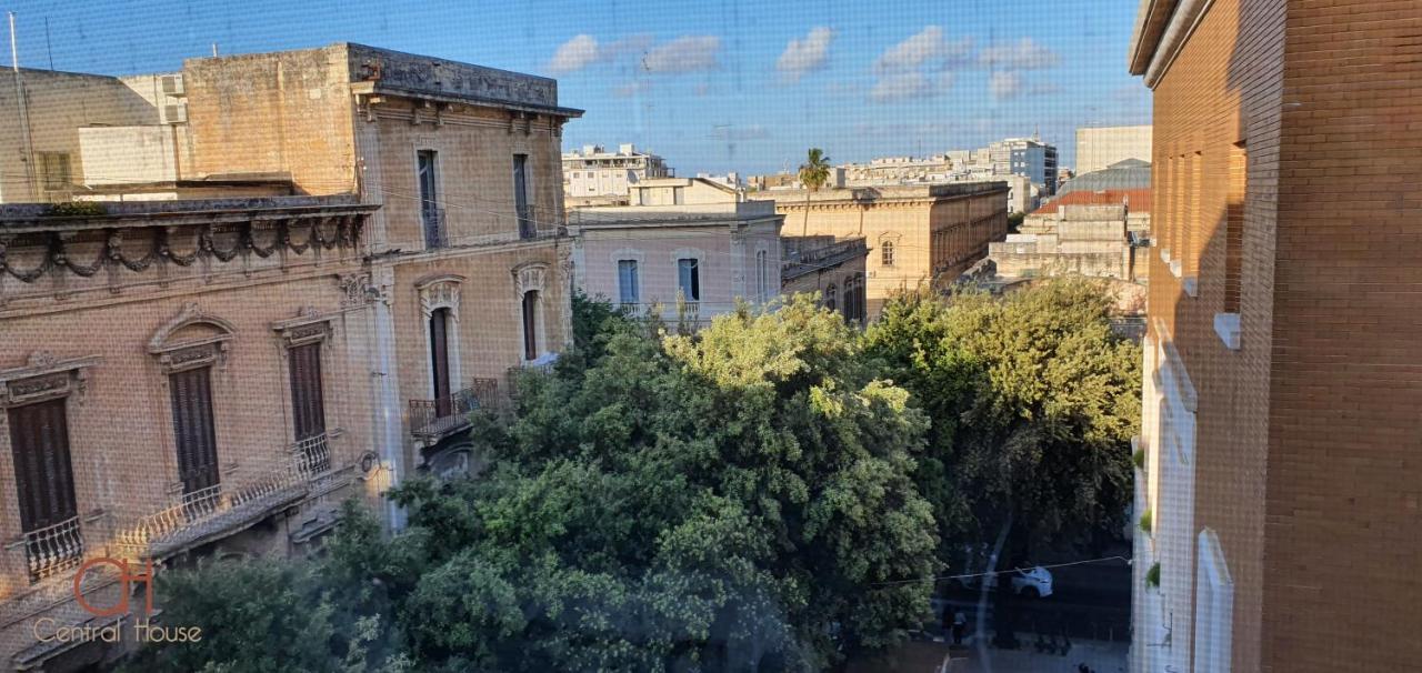לצ'ה Central House מראה חיצוני תמונה